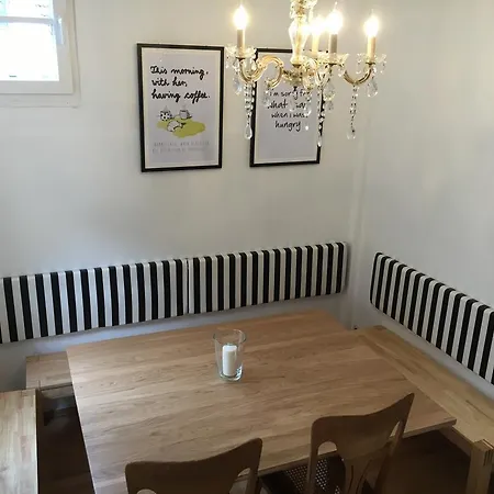 בית אירוח In Bester Altstadtlage טובינגן