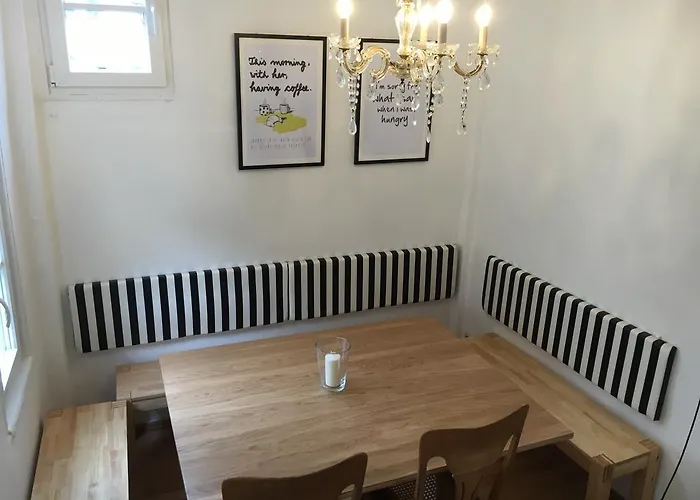 Homestay In Bester Altstadtlage Tuebingen